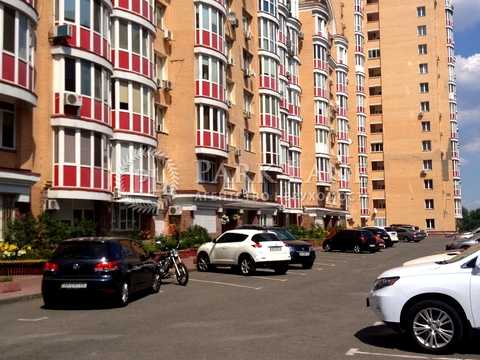 паркомісце за адресою Володимира Івасюка просп. (Героїв Сталінграду), 6-Б