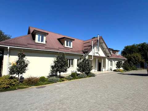 комерційна за адресою Дніпро, Діамантна вул., 5