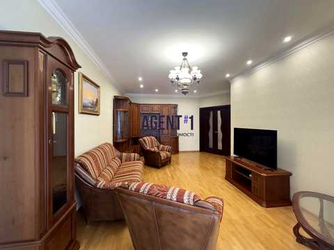 квартира за адресою Дмитрівська вул., 76