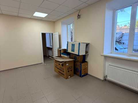 комерційна за адресою Дніпро, Діамантна вул., 5