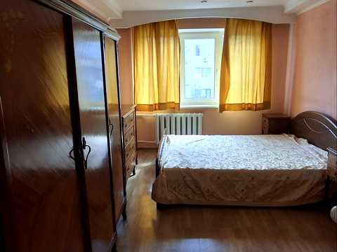 квартира за адресою Київ, Братиславська вул., 18