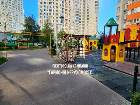 квартира по адресу Олены Пчилки ул., 3-Д