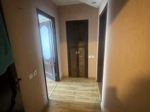 квартира за адресою Космічна вул., 5