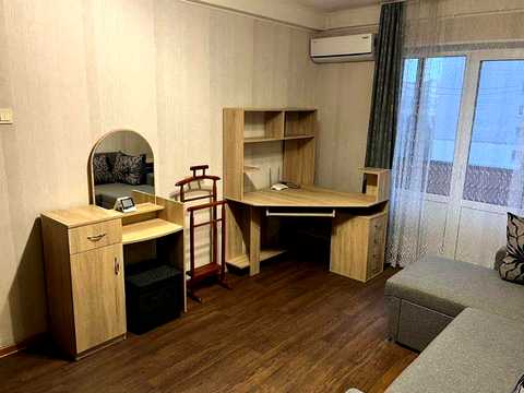квартира за адресою Андрія Малишка вул., 27