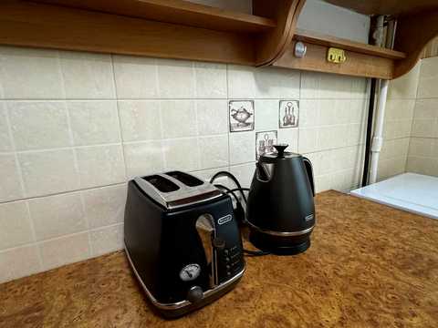 квартира за адресою Василя Касіяна вул., 2