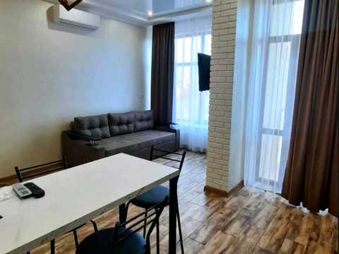 квартира за адресою Довга вул., 1а