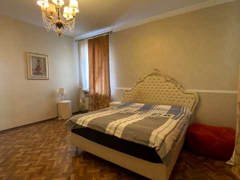 дом по адресу Левка Лук'яненка ул. (Василия Жуковского)