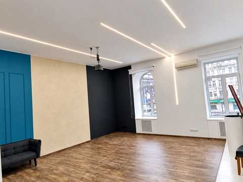 комерційна за адресою Київ, Басейна вул., 13