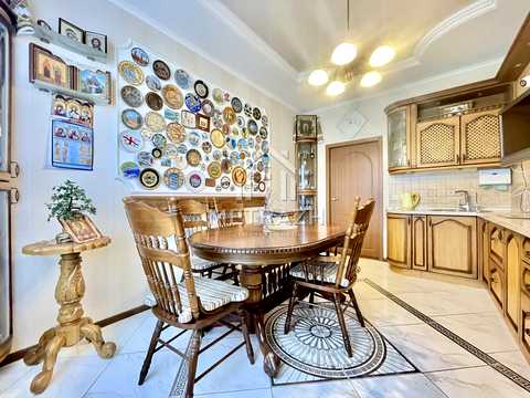 квартира по адресу Грековская ул., 5