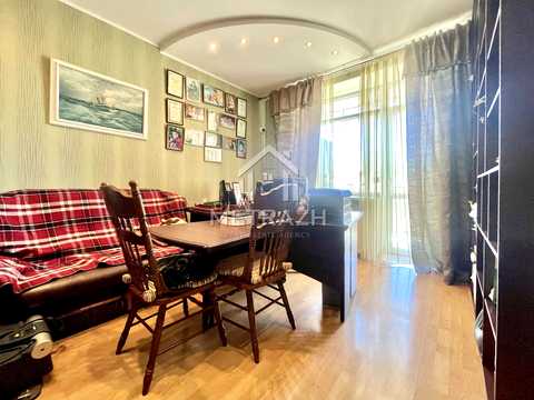 квартира по адресу Грековская ул., 5