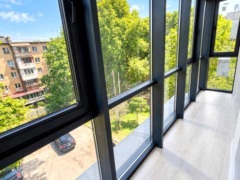 квартира за адресою Парусна вул. (Героїв Сталінграду), 4