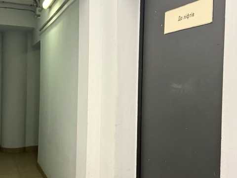 паркоместо по адресу Андрея Верхогляда ул. (Михайла Драгомирова), 3