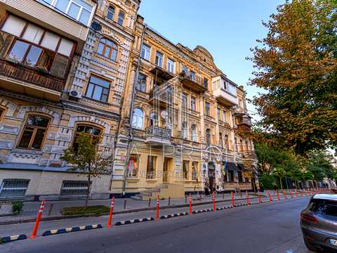 квартира за адресою Київ, Рейтарська вул., 16