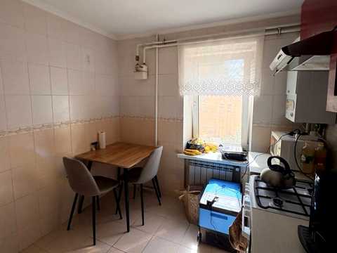квартира за адресою Миколи Амосова вул. (Медведєва), 9
