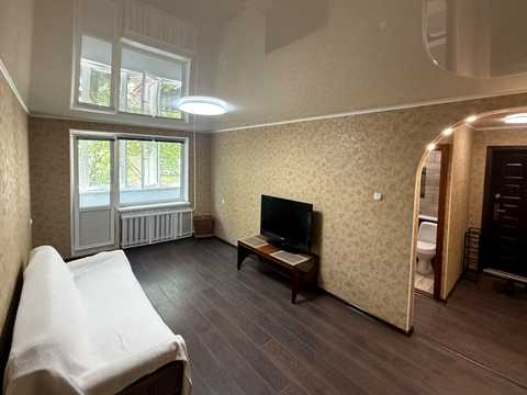 квартира за адресою Андрія Первозванного вул. (Стахурського), 72