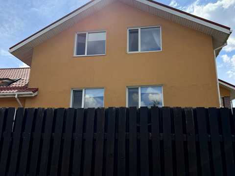 дом по адресу вулиця паркова, 5а