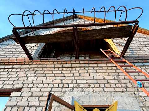 будинок за адресою Миру вул. (Леніна)