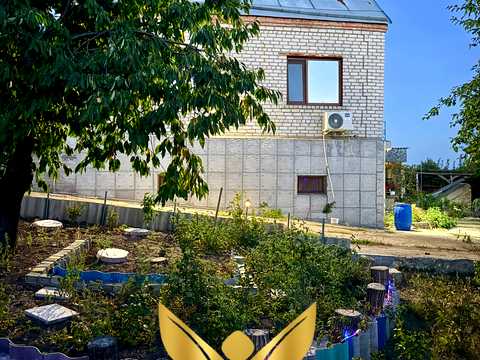 будинок за адресою Миру вул. (Леніна)
