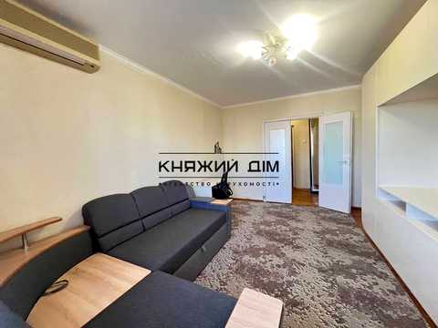 квартира за адресою Ревуцького вул., 29-Б