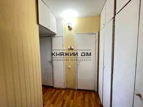 квартира за адресою Ревуцького вул., 29-Б