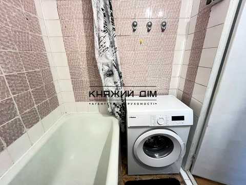 квартира за адресою Ревуцького вул., 29-Б