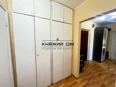квартира за адресою Ревуцького вул., 29-Б
