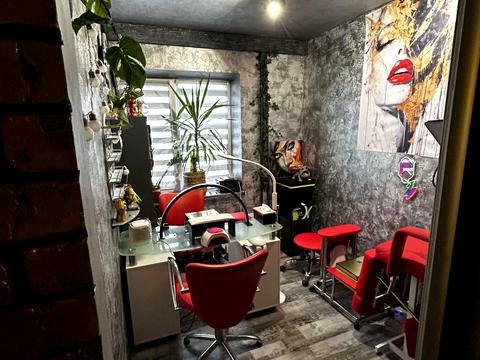 комерційна за адресою Лісовий просп., 15