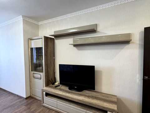 квартира за адресою Анни Ахматової вул., 22