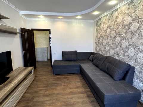 квартира за адресою Анни Ахматової вул., 22