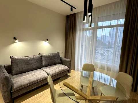 квартира за адресою Михайла Бойчука вул. (Кіквідзе), 19-А
