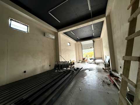 комерційна за адресою с. Невицьке, Ужгородська, 1