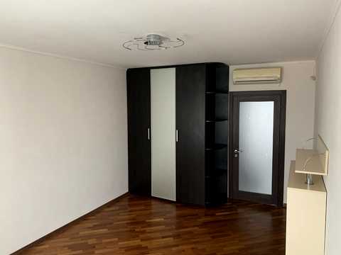 квартира по адресу Драгоманова ул., 8-А