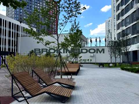 квартира за адресою Віктора Некрасова вул. (Північно-Сирецька), 6