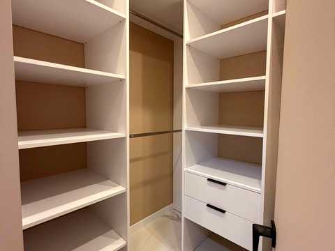 квартира за адресою Івана Величковського вул., 9