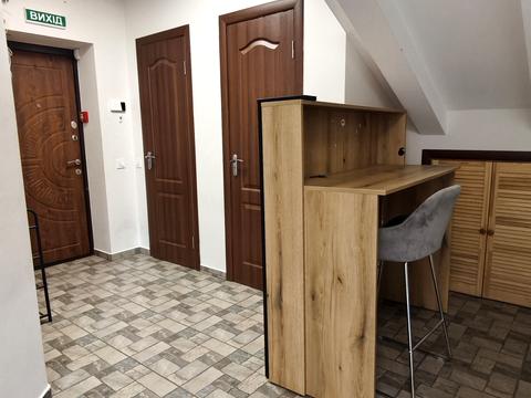 комерційна за адресою Садова вул., 2-А