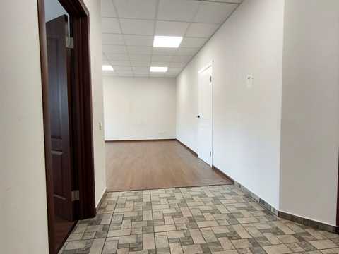 комерційна за адресою Садова вул., 2-А