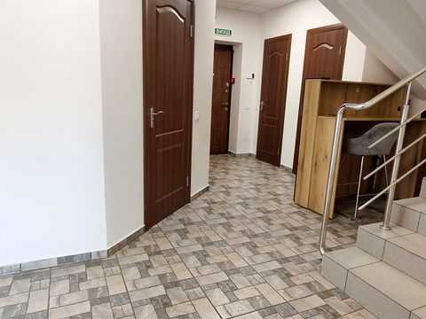 комерційна за адресою Садова вул., 2-А
