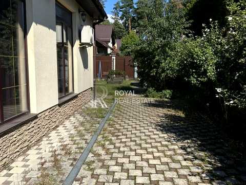 будинок за адресою Патріотів вул.