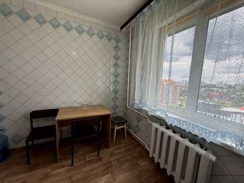 квартира за адресою Академіка Єфремова вул. (Командарма Уборевича), 4