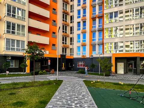 квартира за адресою Олеся Бердника вул., 1
