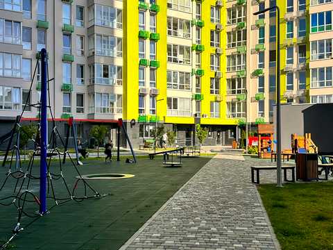 квартира за адресою Олеся Бердника вул., 1