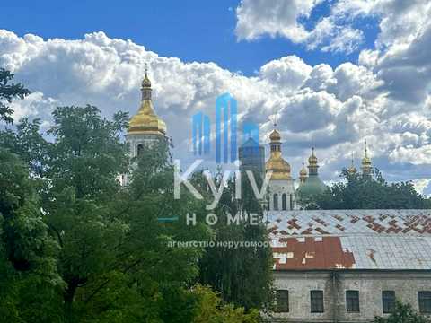 комерційна за адресою Стрілецька вул., 4-6