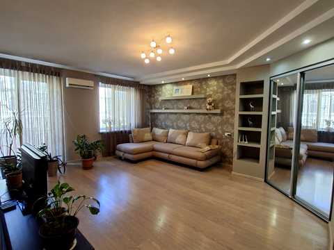 квартира за адресою Новосельського вул., 80