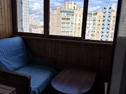 квартира по адресу Драгоманова ул., 12-А