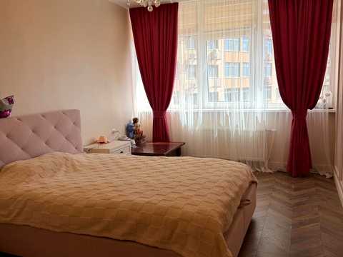 квартира за адресою Академіка Сахарова вул., 3-А