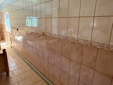 комерційна за адресою Турка, Травнева вул., 5