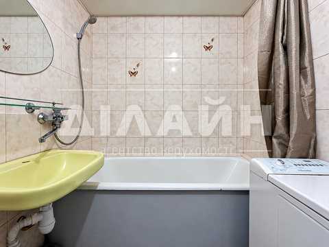 квартира за адресою Зернова вул., 32