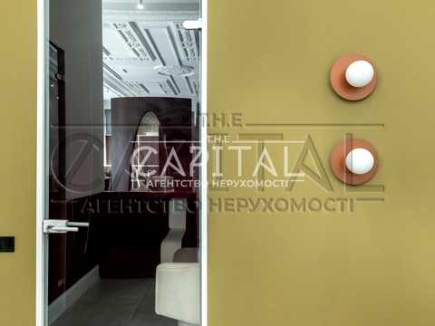 коммерческая по адресу Богдана Хмельницкого ул., 32