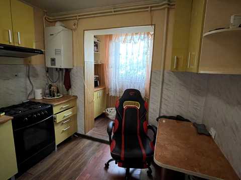 квартира за адресою Євгена Коновальця вул., 136-Д