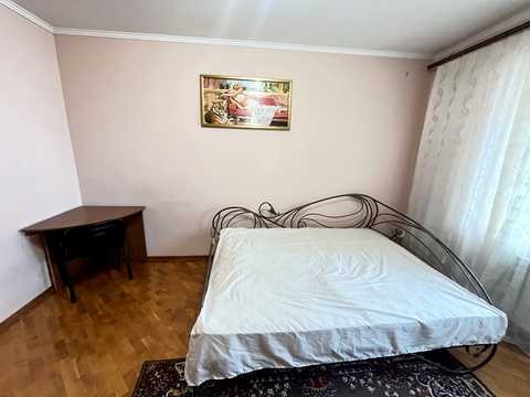 квартира за адресою Миколи Бажана просп., 7-Б